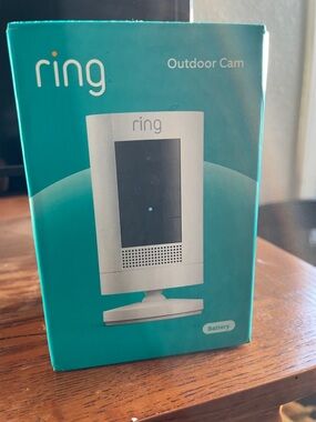 Ring Outdoor Cam — White and Black